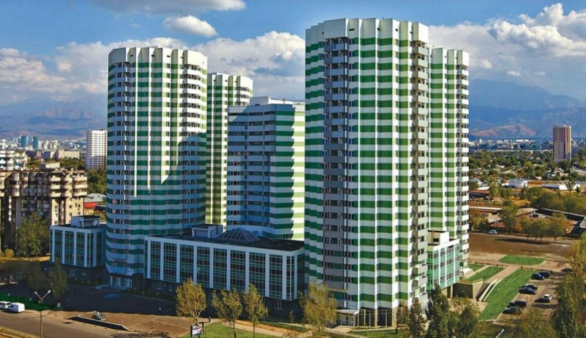 Apartment On Tole Bi Almaty Esterno foto